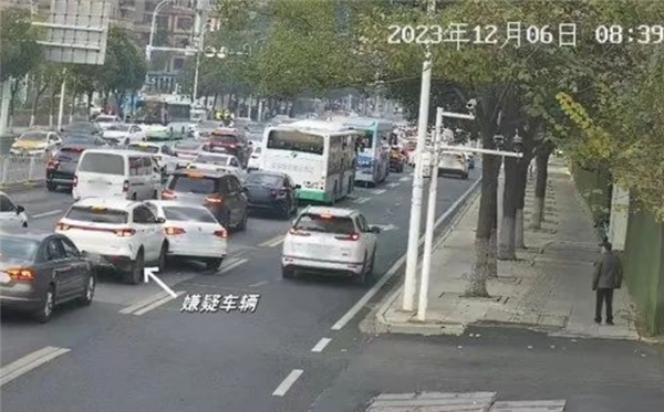 一网约车司机4年出200多次事故获赔30余万：查明骗保、已刑拘