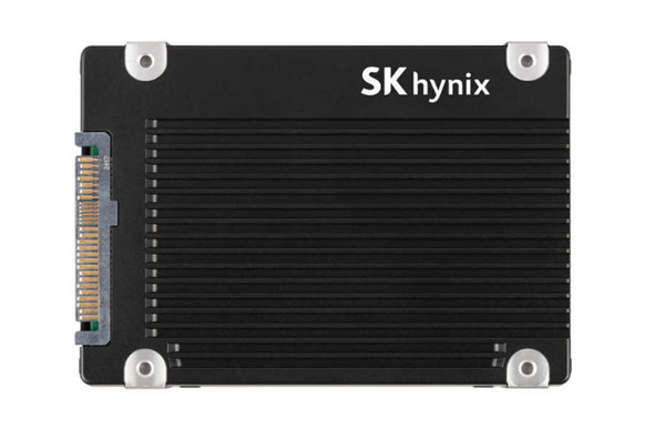 SK海力士发布61TB企业级固态硬盘：PCIe 5.0接口、带宽提升至32GT/s