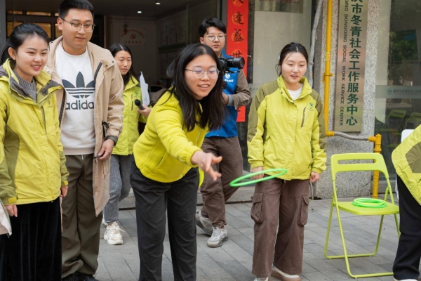 康悦到家：“巾帼风采·健康同行”妇女节活动圆满举行